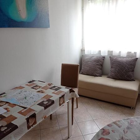 Nice And Cozy Two Single Bed Room Spalato Esterno foto