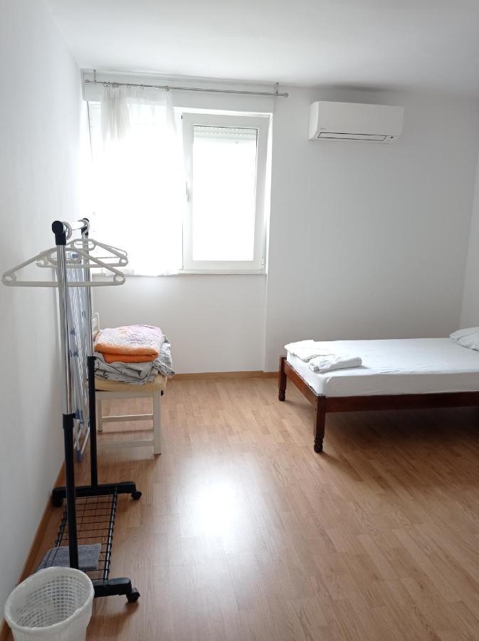 Nice And Cozy Two Single Bed Room Spalato Esterno foto